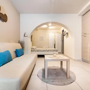  Casa vacanze La Grotticella Italia